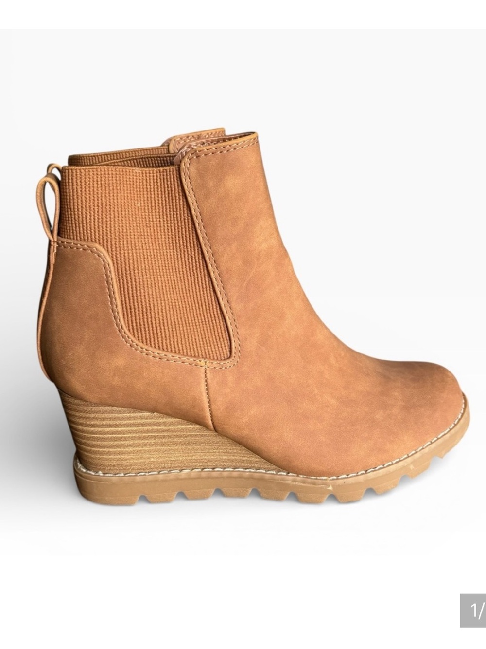 Universal Thread Linda Wedge Chelsea Boot Faux Leather Brown Cognac Sz 6.5
